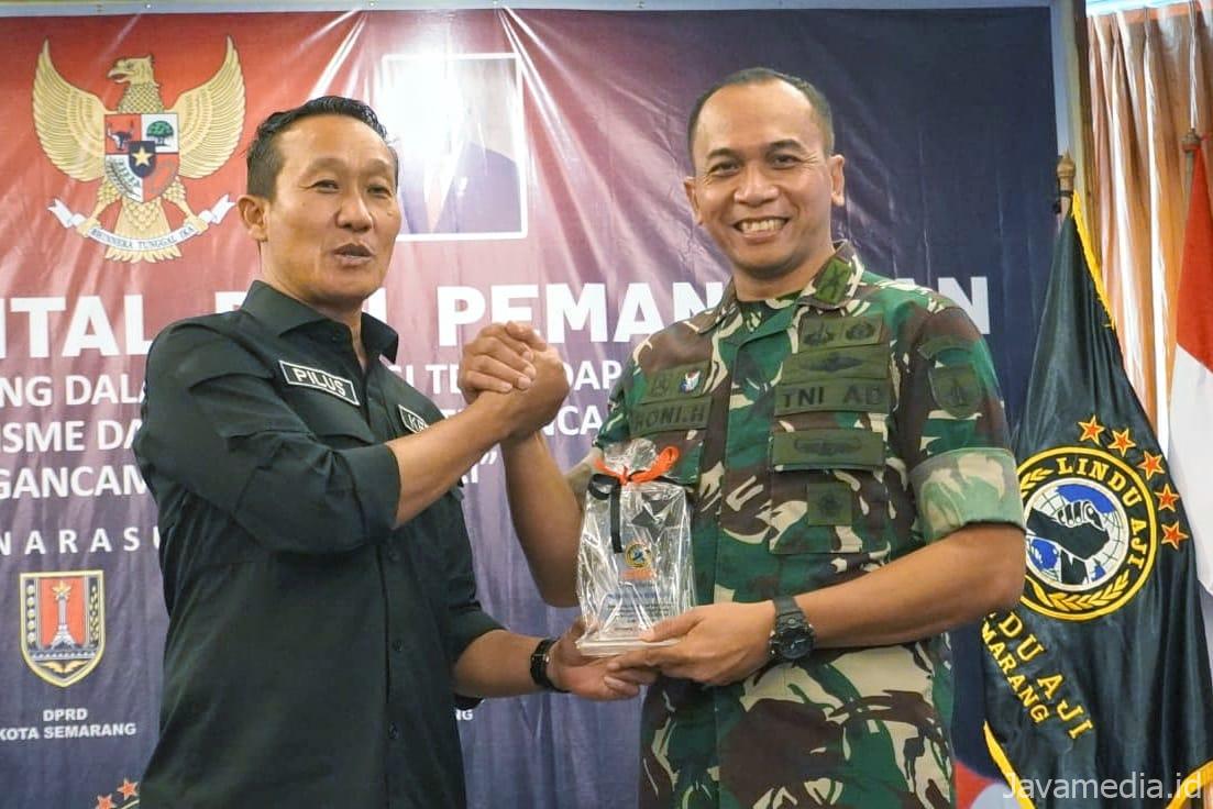 0F2BFEBE F66D 4B38 BBA1 6737EC4CEC7D