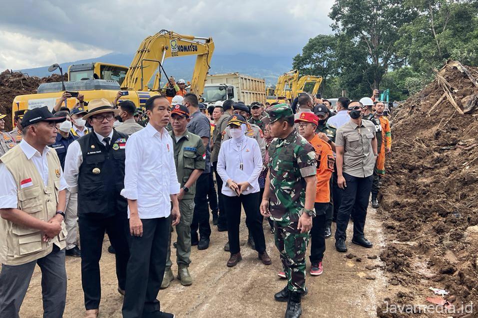 38A6CA31 E31D 4DA5 8C02 D95D74007F60