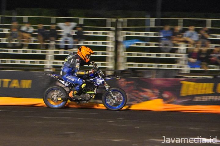 C5B99BDE 91A9 4522 B6C3 330AE444BD77