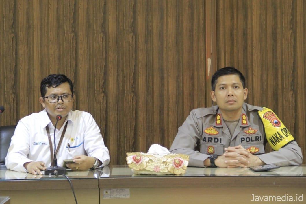 19896938 7C4C 40A8 8D0E 56B8EA94C408