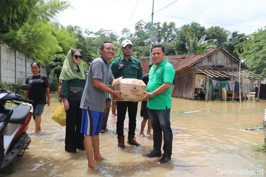 5E541068 049A 444B 8759 6A8601AF289C