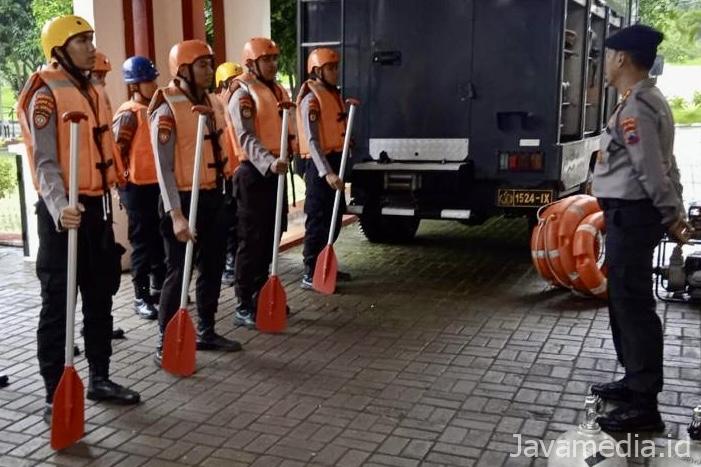 F1A24CE5 6498 4DE5 8C01 5FF55AEA760A