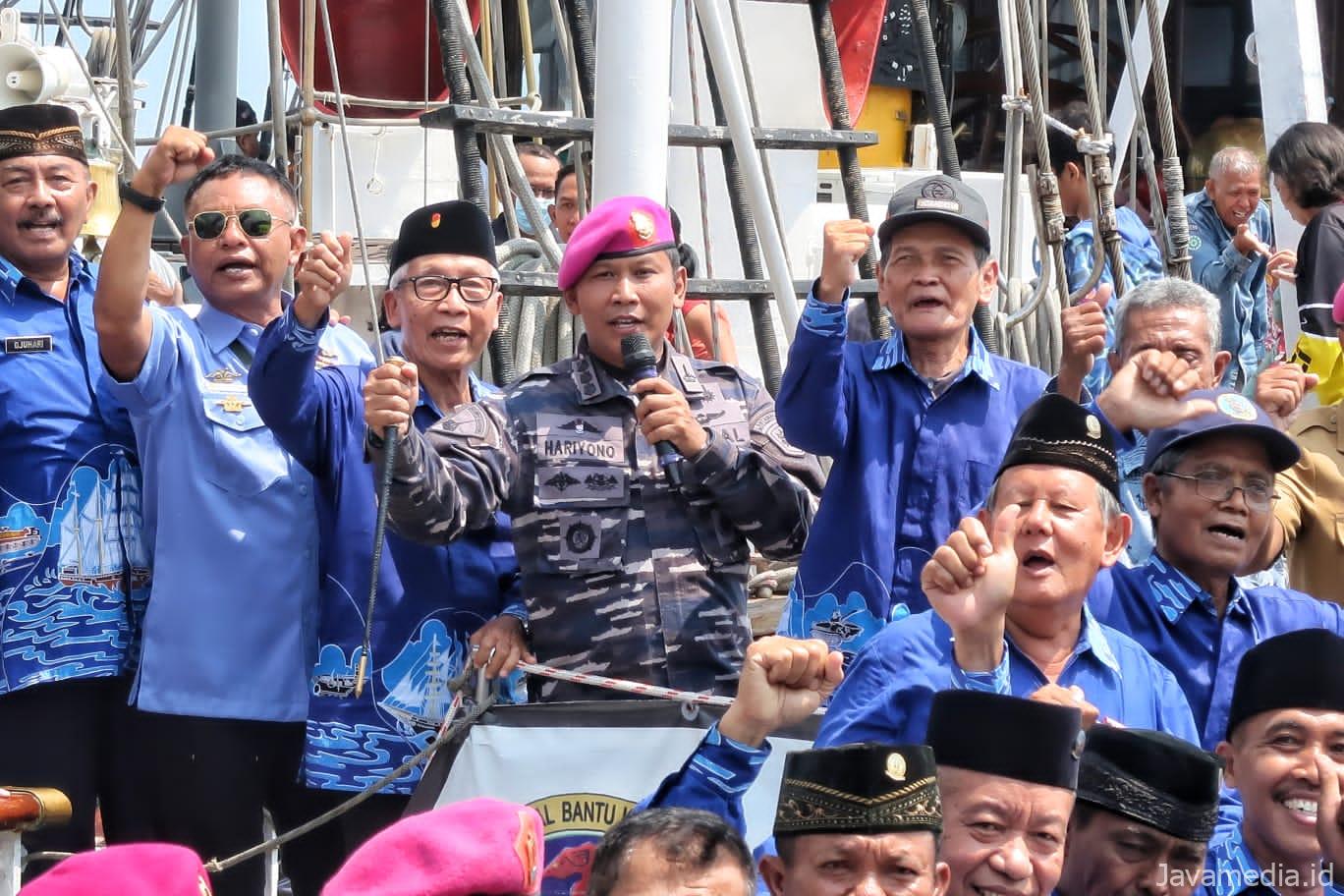 F1249163 1971 44DB 9022 9AB643C6ECE7