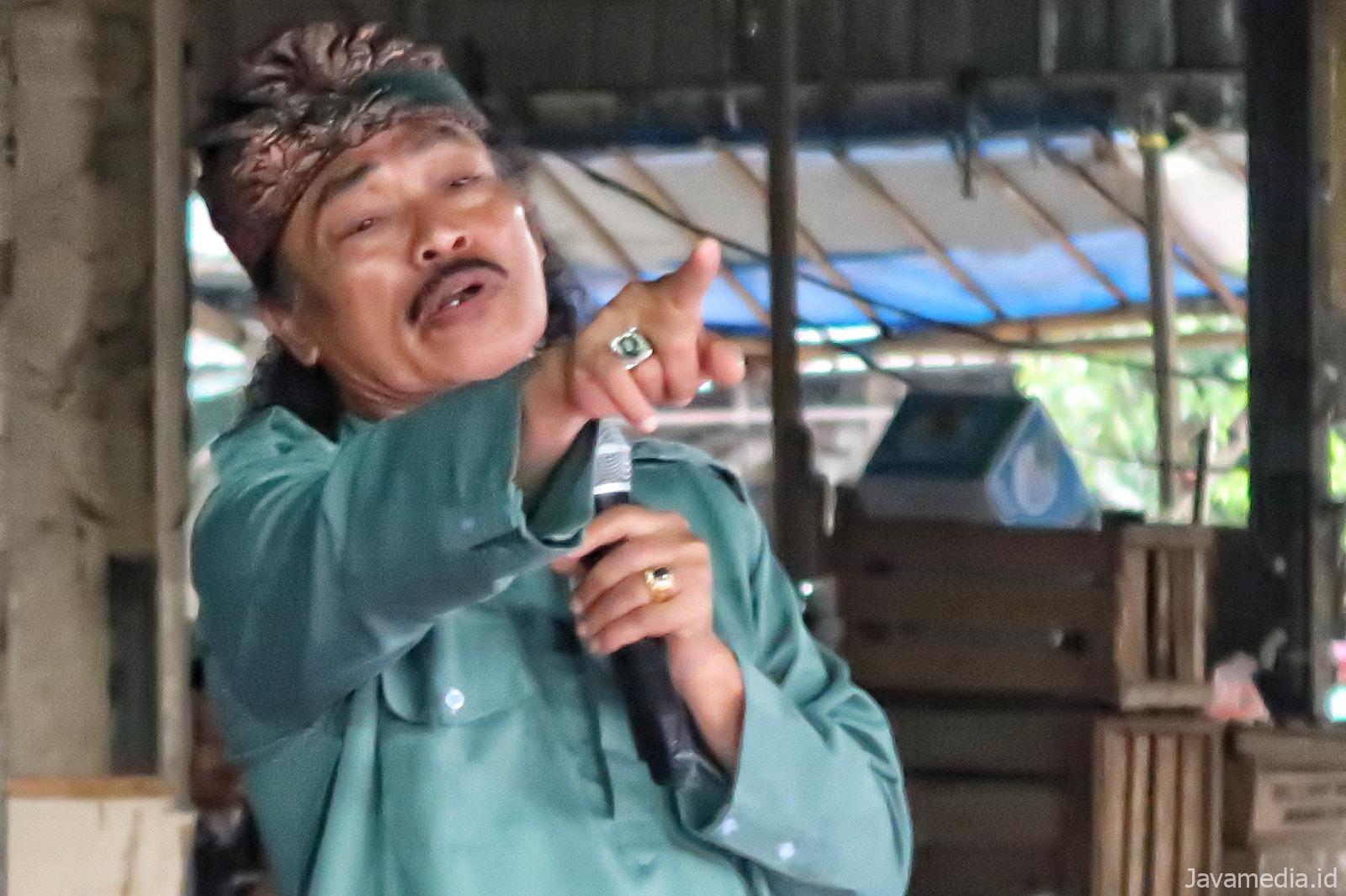 6E6460AD 3FF6 40C2 A913 AF6C68F2202F