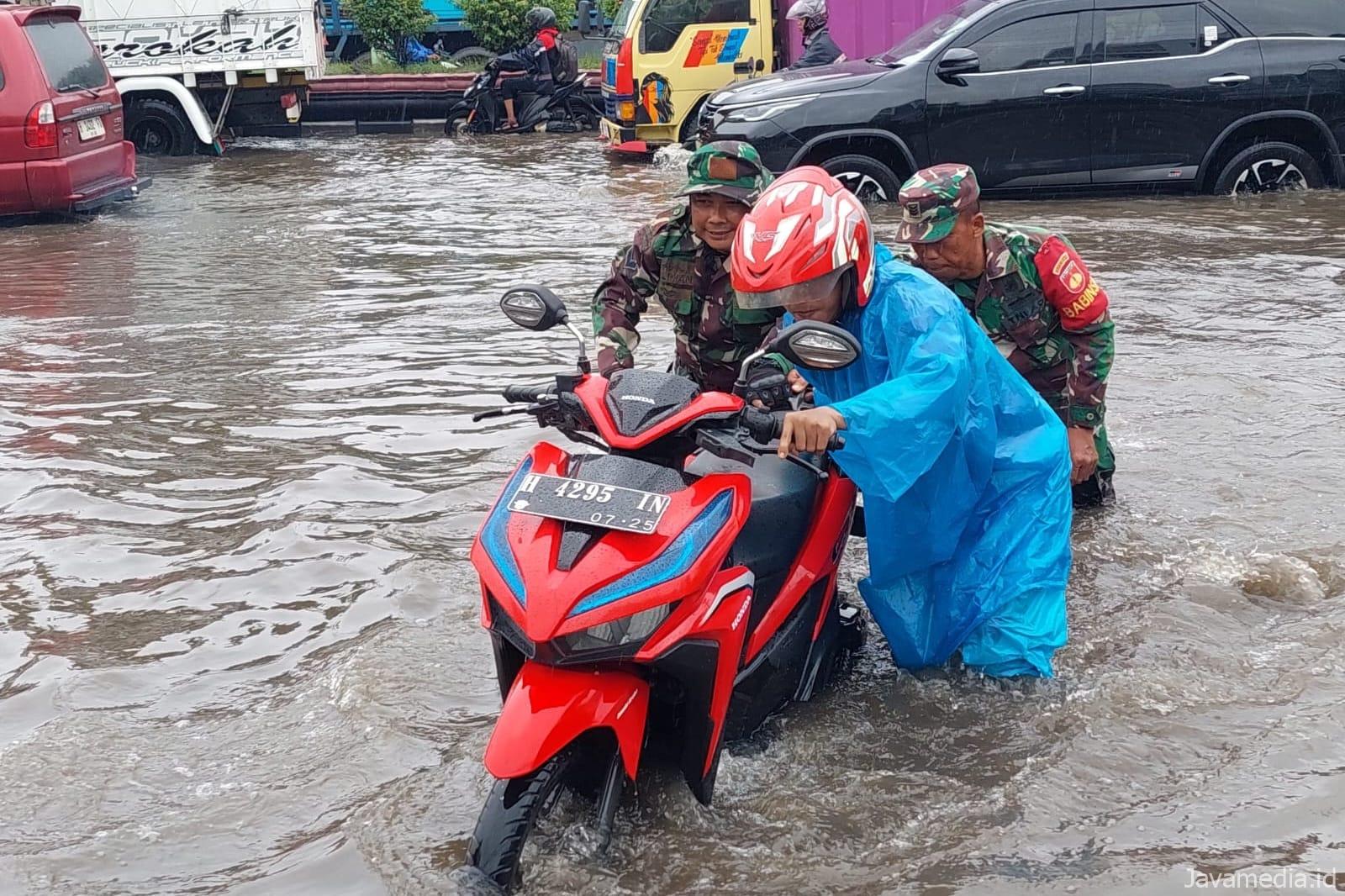 4C7BE8C4 38EA 451D A744 63DFFBDA3C70