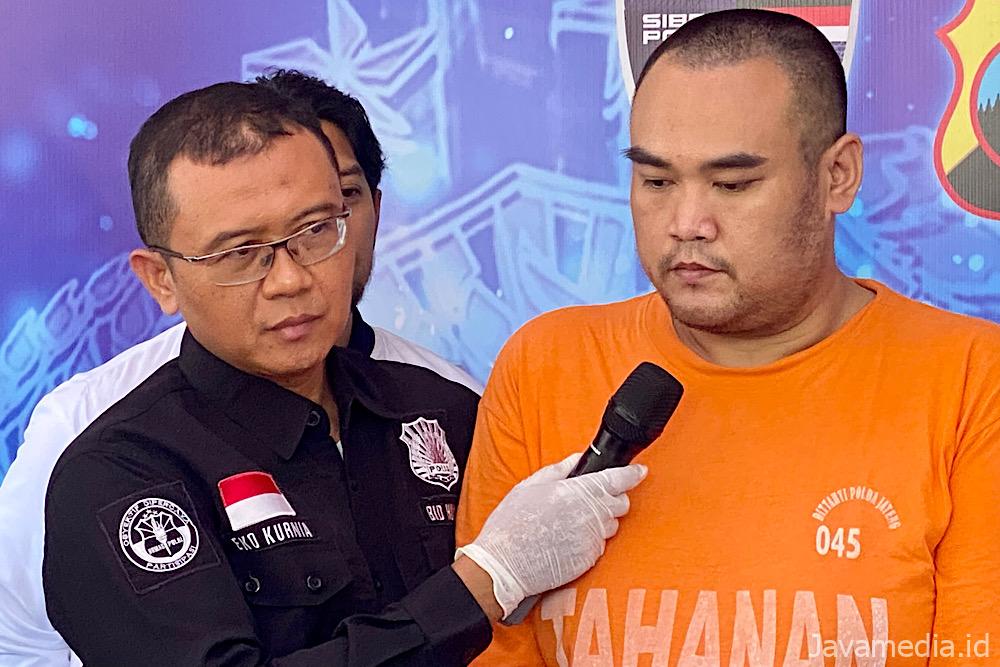 EAF69FAD DEB9 4829 BC02 FA130B12E9CE