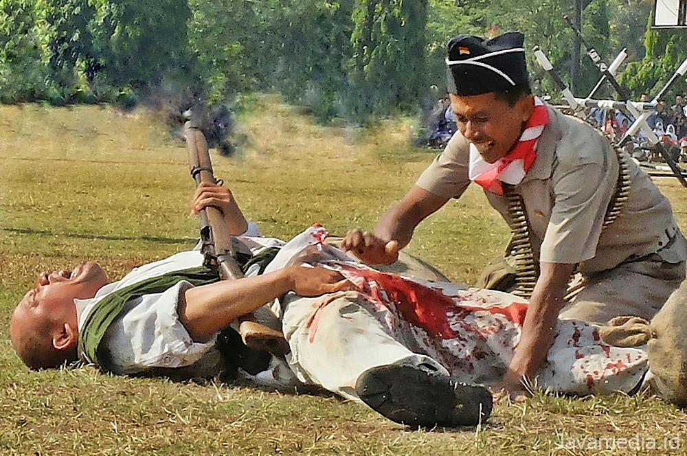 D6d4f597 4ffd 494e 9430 C0fad44531d6