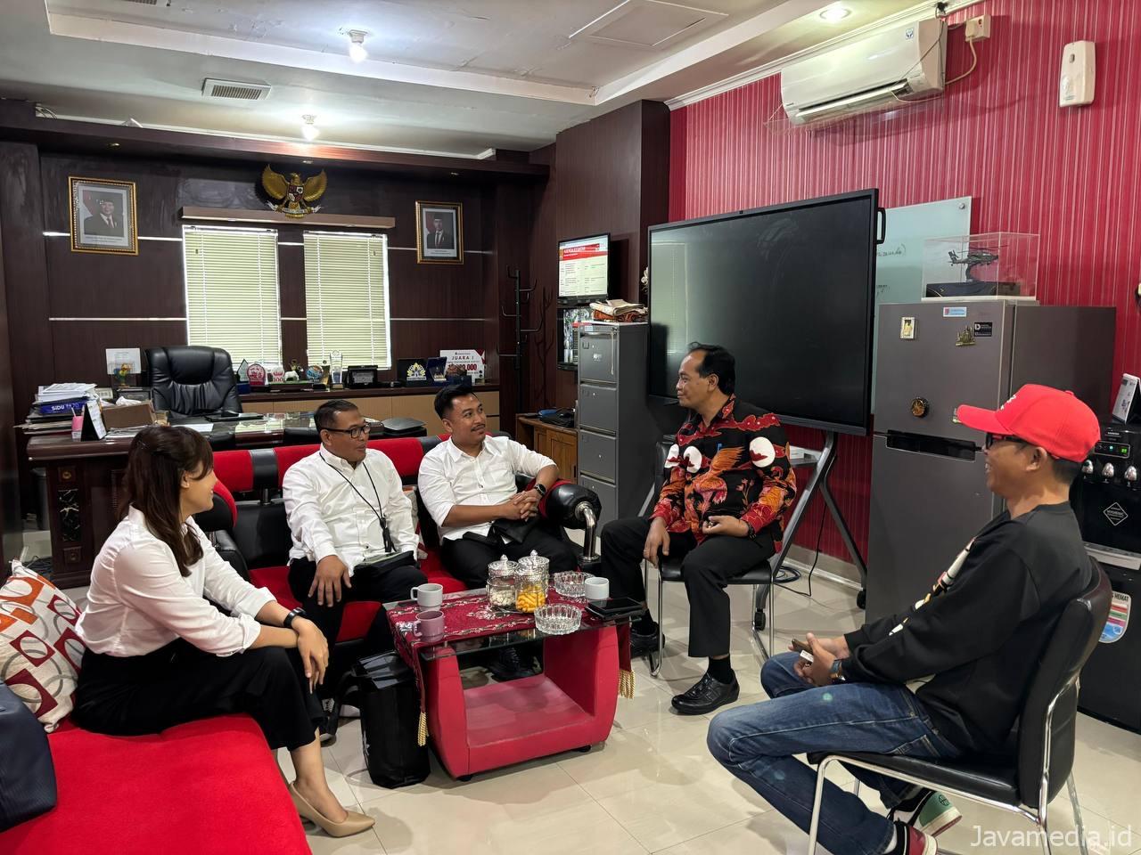 1d3b44bc 9c4b 4126 b502 f555315e1f95