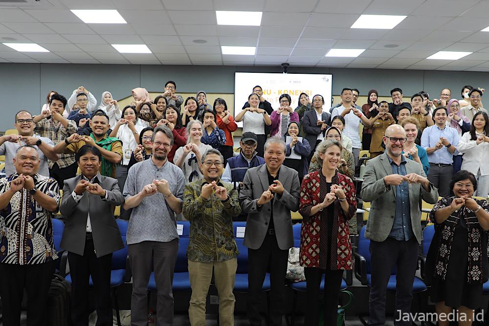 7cf3b2ca f6f6 4541 a2ac 3f426990e44f