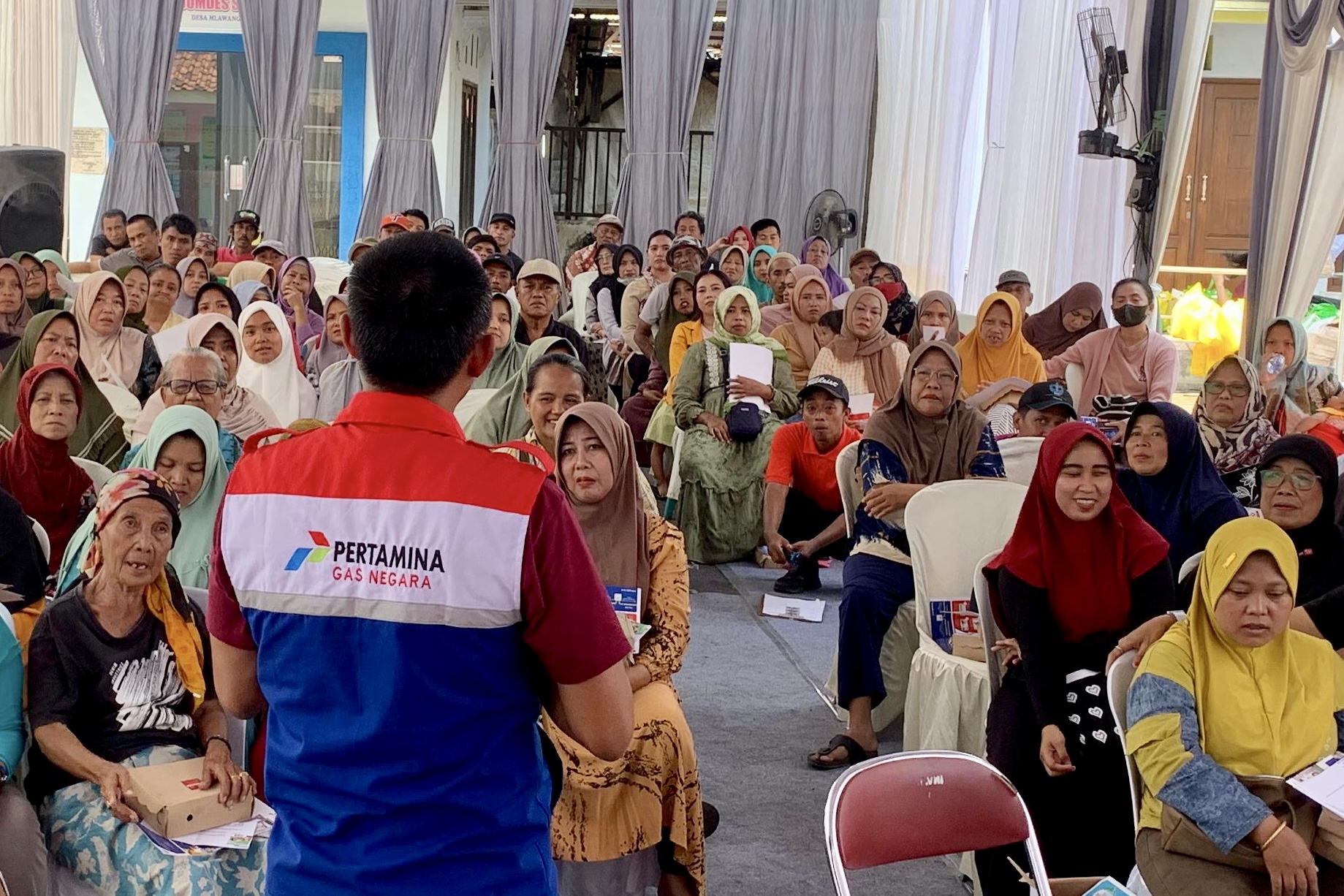 Ba81b516 2789 46fb a4a2 43b9566b914f