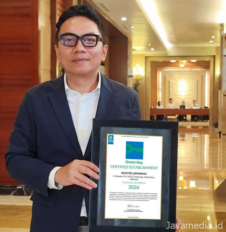 WhatsApp Image 2025 12 01 at 13.33