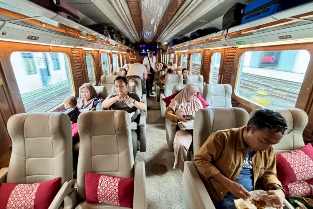 979472fc b455 4c5e 8b18 83a499d076e8