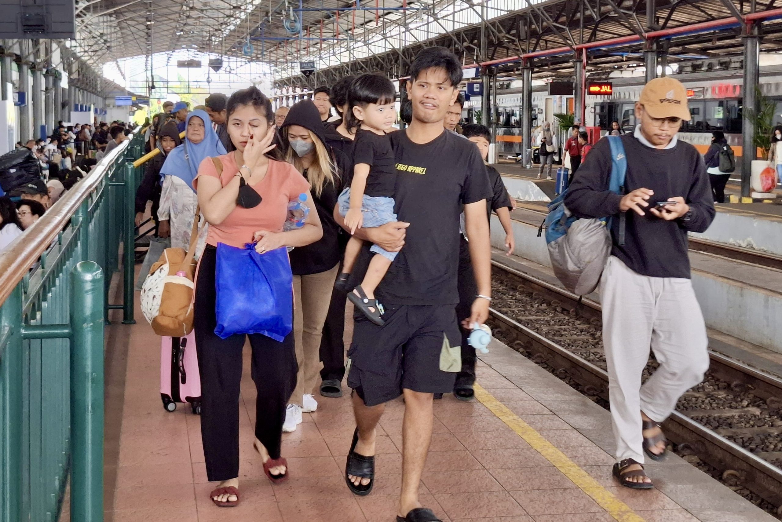 Stasiun Tawang